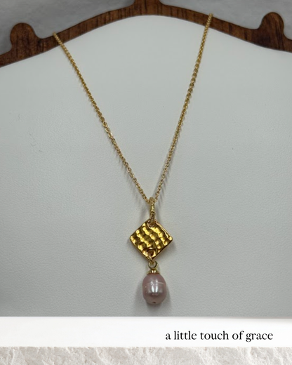 Aurelia Necklace